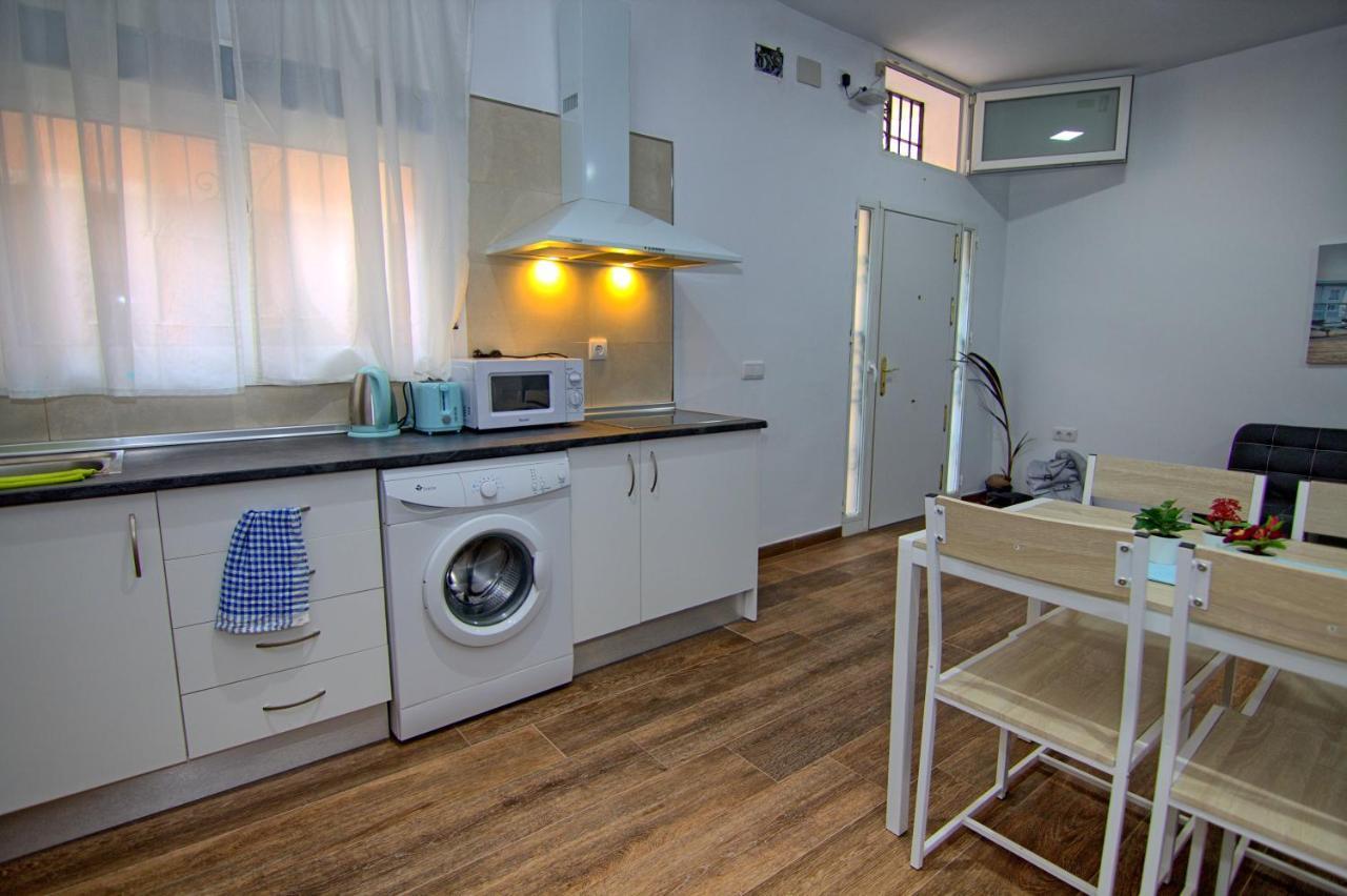 Mercado Huelin Apartments มาลากา ภายนอก รูปภาพ